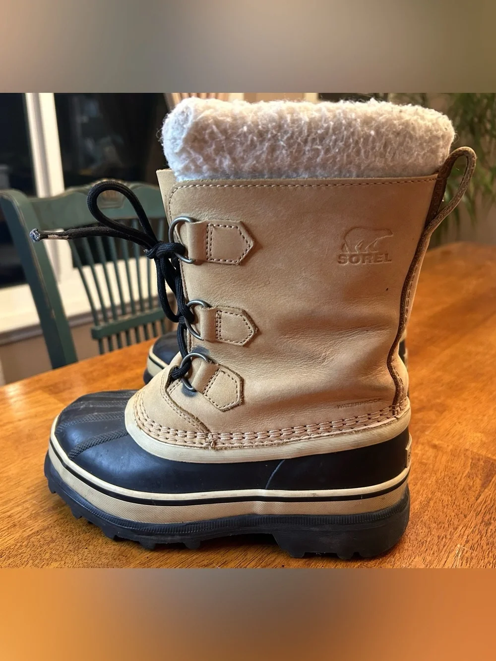 Sorel Youth Caribou Waterproof Youth Unisex Snow Boots Sz 3